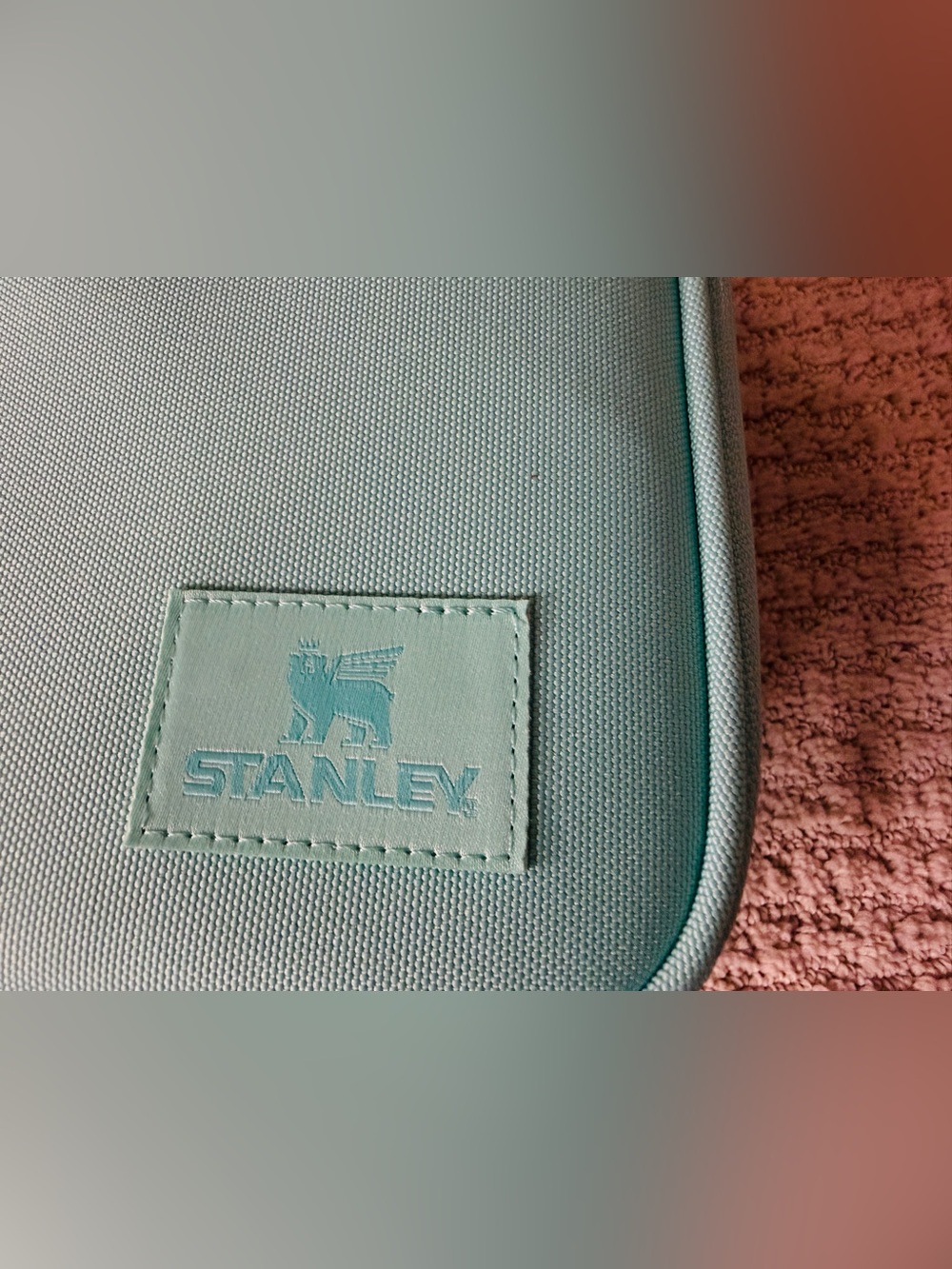 The Assembly Lunch Box | 3.7 QT | 3.5 L Teal - Picture 5 of 6